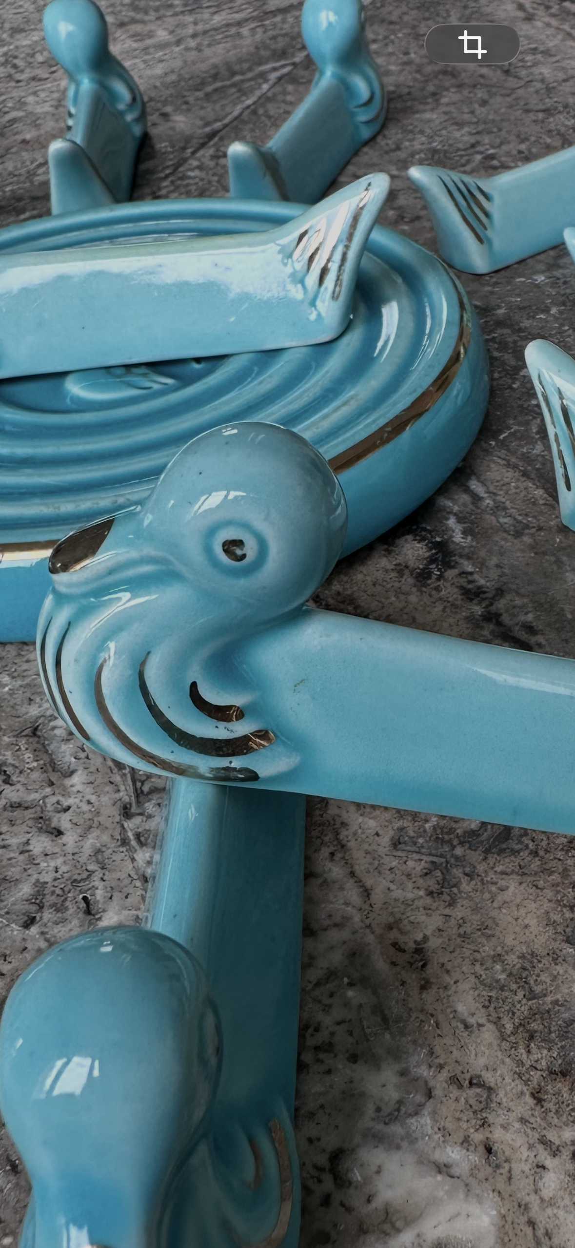 Ensemble de porte couteaux , dessous de bouteille et salière/poivrière