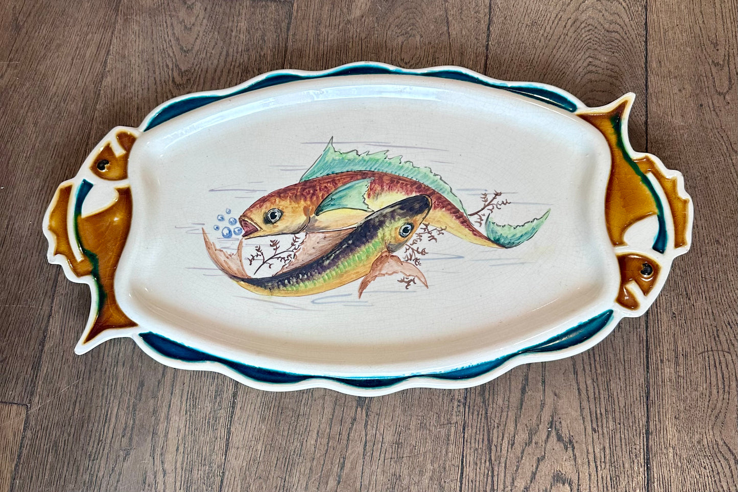 assiettes forme poissons