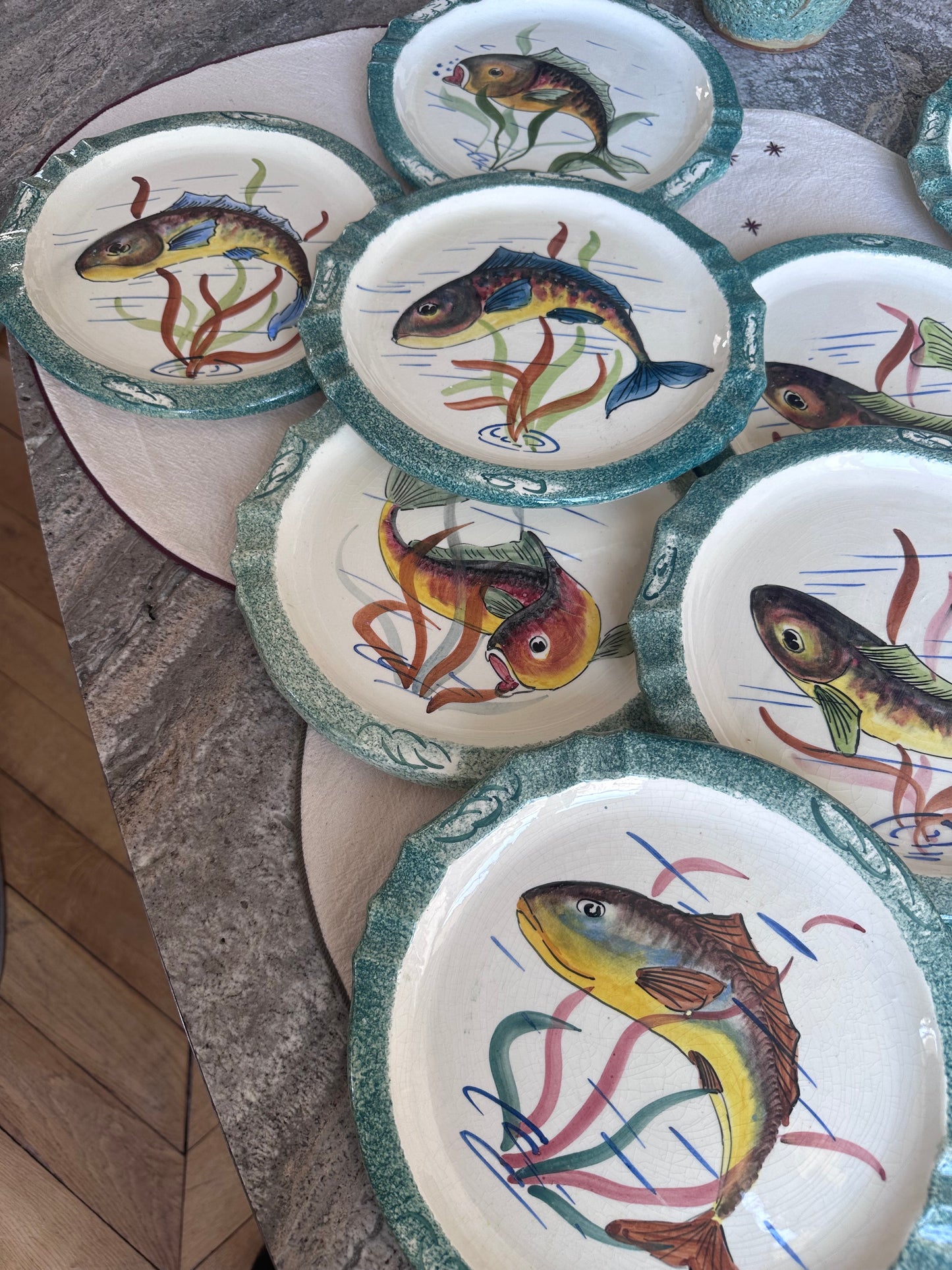 ASSIETTES VALLAURIS MOTIF POISSONS