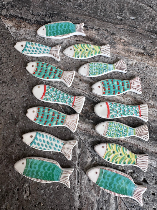 14 Porte couteaux en ceramique forme poisson