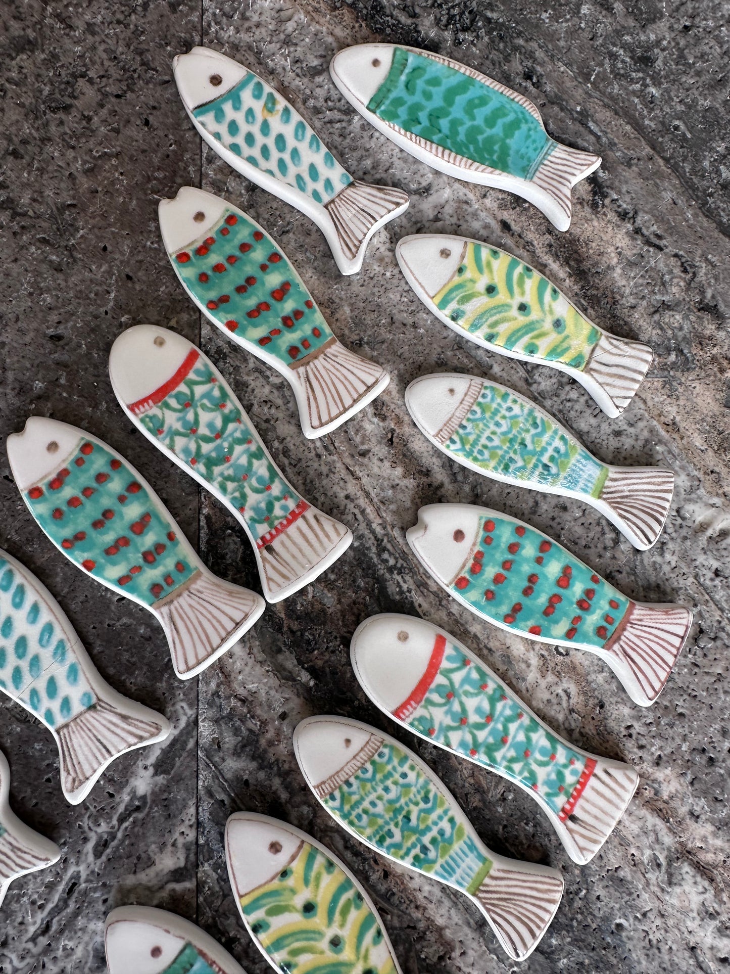 14 Porte couteaux en ceramique forme poisson